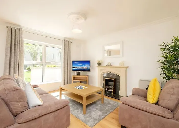 Lejlighed Stylish & Modern 6-bed Townhouse W/parking